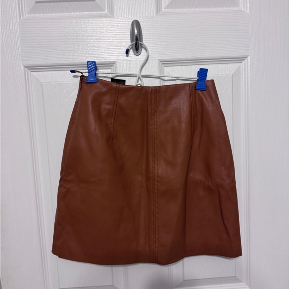 H&M leather skirt - Picture 2 of 3